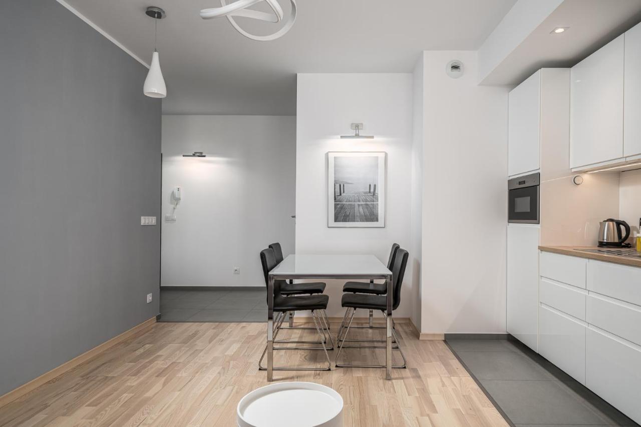 Rentplanet - Apartamenty Atal Tower Wroclaw Dış mekan fotoğraf