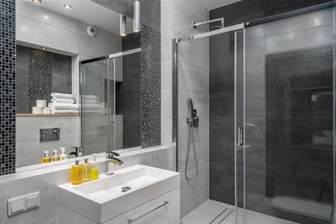 Rentplanet - Apartamenty Atal Tower Wroclaw Dış mekan fotoğraf