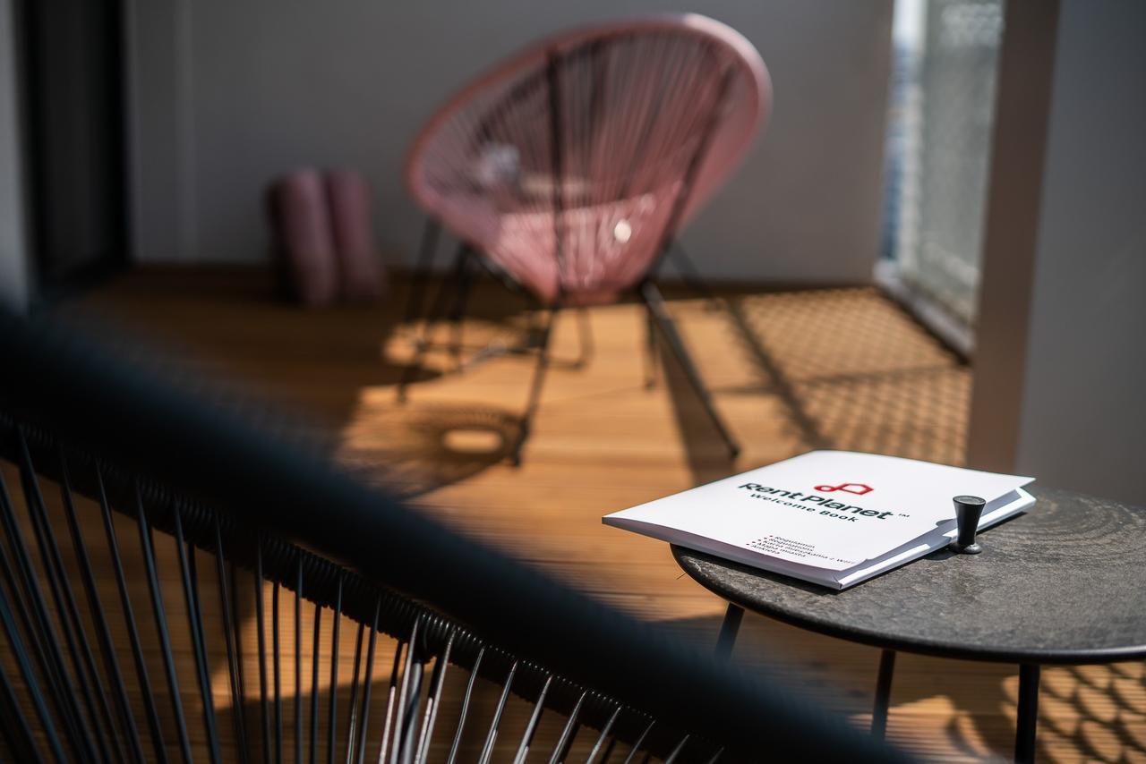 Rentplanet - Apartamenty Atal Tower Wroclaw Dış mekan fotoğraf