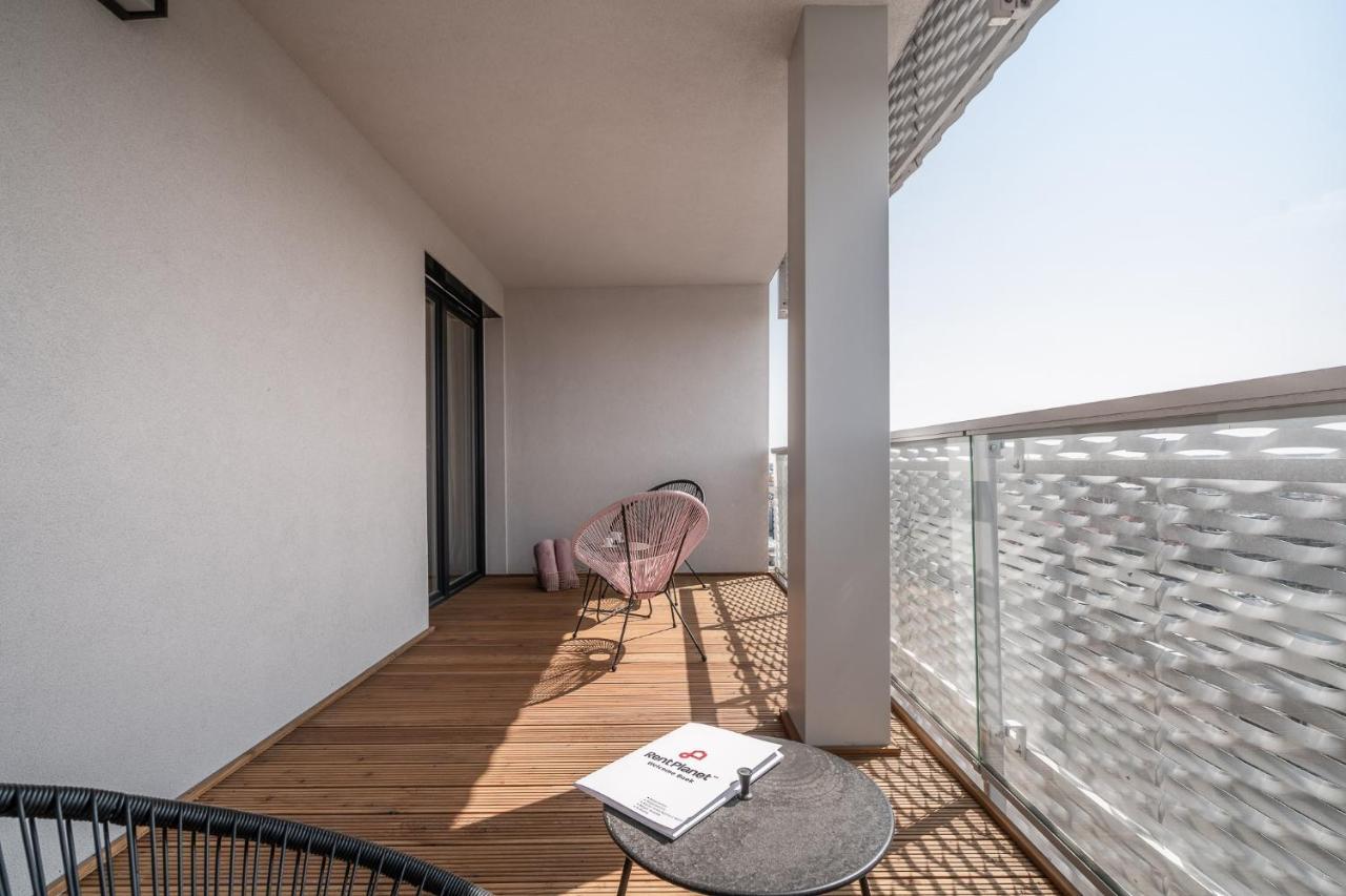 Rentplanet - Apartamenty Atal Tower Wroclaw Dış mekan fotoğraf