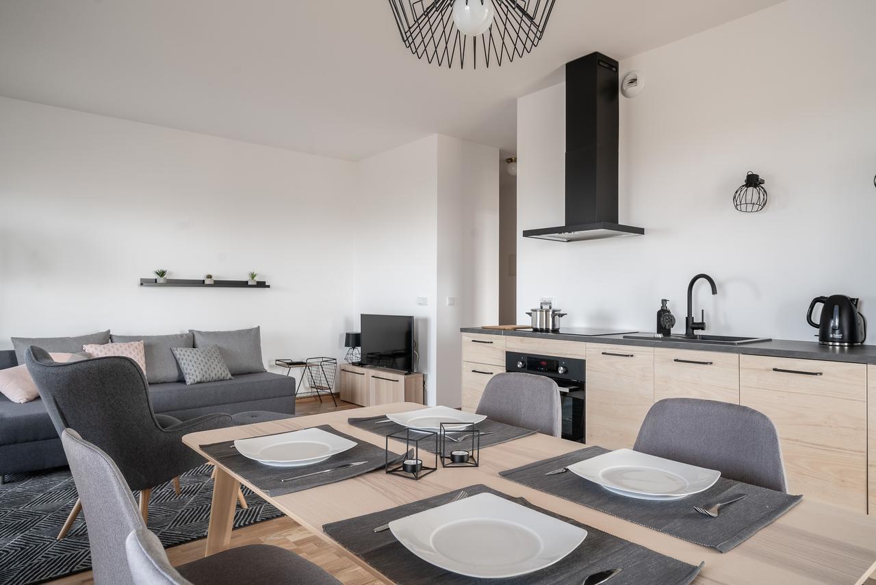 Rentplanet - Apartamenty Atal Tower Wroclaw Dış mekan fotoğraf