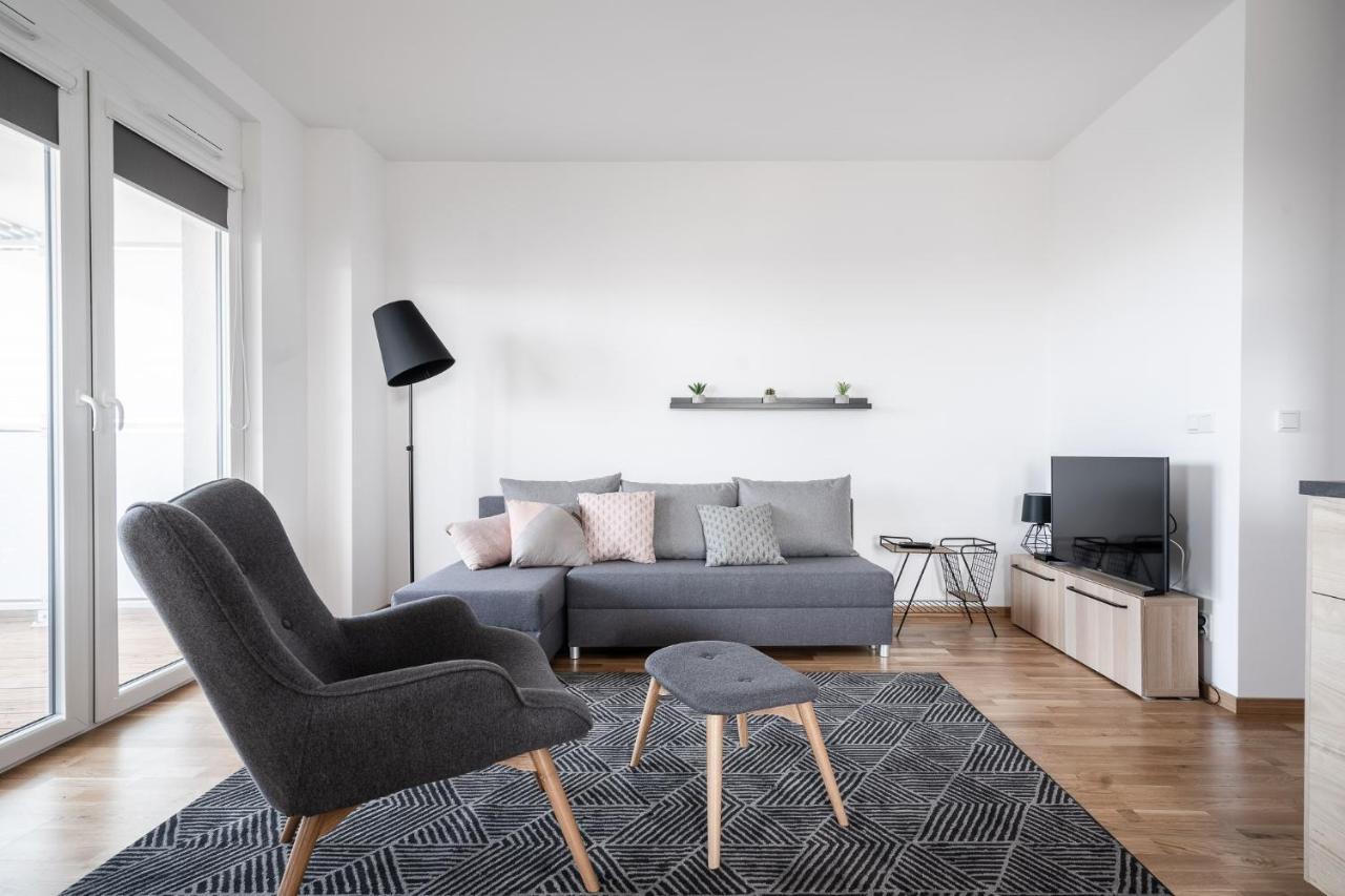 Rentplanet - Apartamenty Atal Tower Wroclaw Dış mekan fotoğraf
